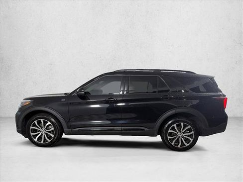 Used 2025 Ford Explorer ST-Line AWD/4WD image 7