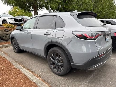 Used 2024 Honda HR-V Sport image 3