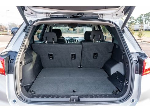 Used 2018 Chevrolet Equinox LT w/ Sun & Infotainment Package image 16