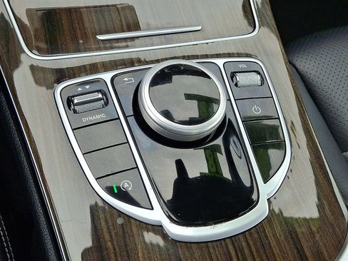 Used 2018 Mercedes-Benz C 300 4MATIC Sedan image 16