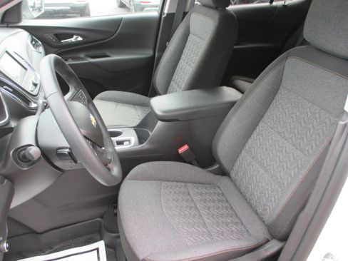 Used 2024 Chevrolet Equinox LT w/ LPO, Floor Liner Package image 13