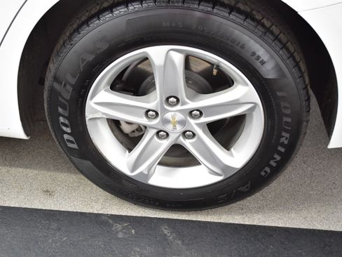 Used 2024 Chevrolet Malibu LT FWD image 4