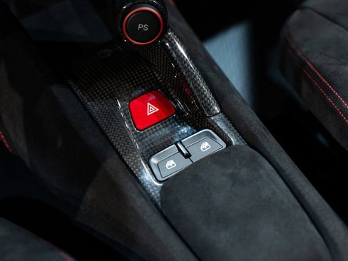 Certified 2019 Ferrari 488 Pista Coupe image 29