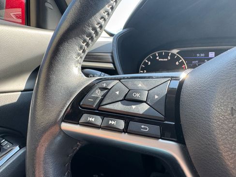 Used 2022 Nissan Altima 2.5 SL FWD image 15