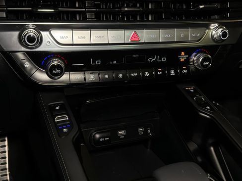 Certified 2024 Kia Telluride SX Prestige X-Pro AWD/4WD image 33
