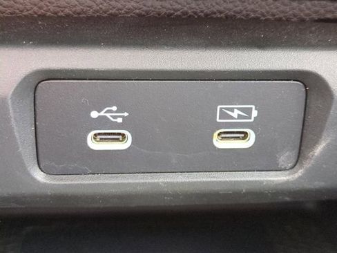 Used 2023 Honda Accord Touring image 17