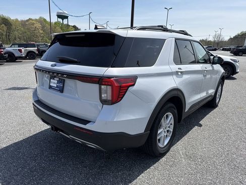 New 2026 Ford Explorer Active image 7