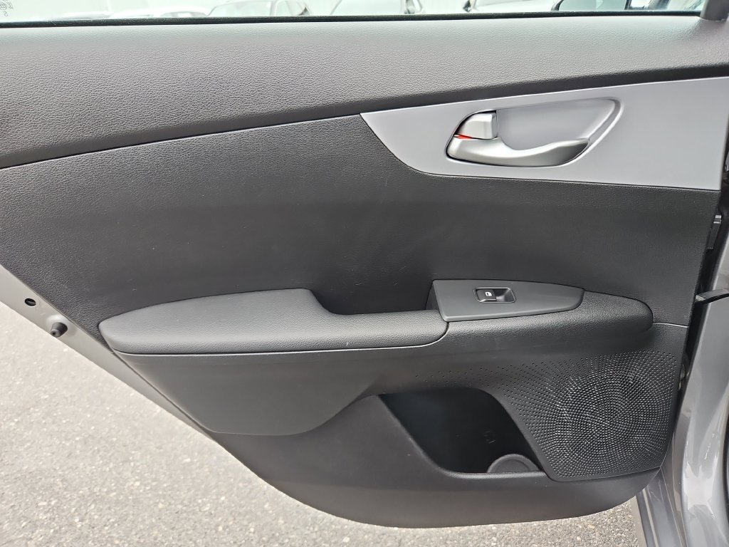 Used 2024 Kia Forte LXS FWD image 26