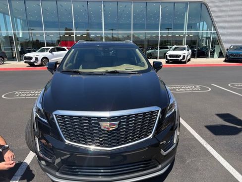 Used 2024 Cadillac XT5 Premium Luxury w/ Platinum Package FWD image 2