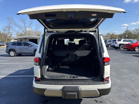 Used 2025 Lexus GX 550 image 29