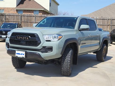 Used 2023 Toyota Tacoma 4x4 Double Cab w/ Trail Edition image 2