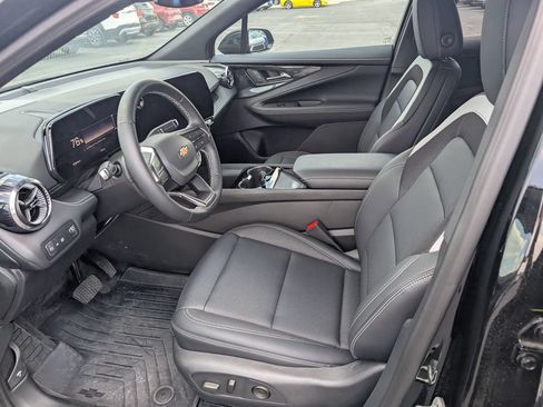 New 2026 Chevrolet Blazer EV LT AWD/4WD image 13