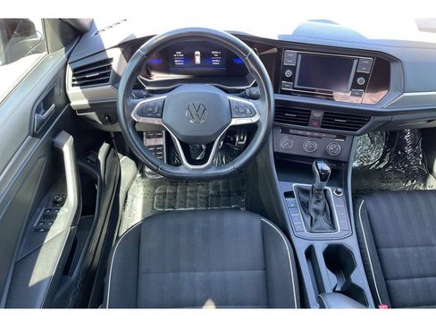 Used 2023 Volkswagen Jetta Sport FWD image 17