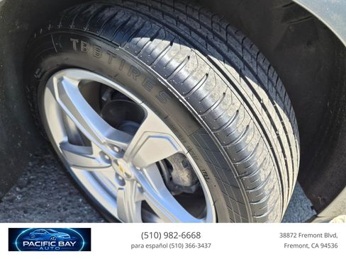 Used 2016 Chevrolet Volt LT w/ Comfort Package FWD image 23