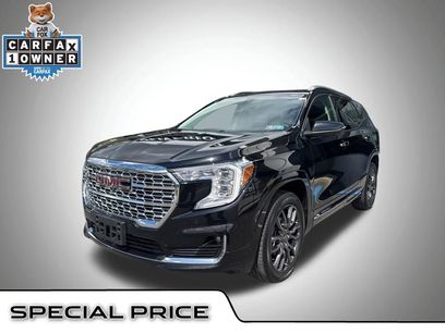 Used 2023 GMC Terrain Denali w/ Black Diamond Edition