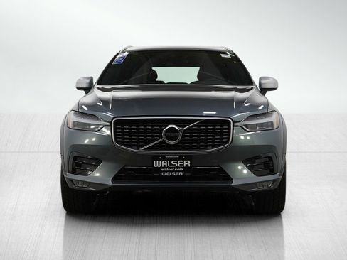 Used 2018 Volvo XC60 T6 R-Design w/ Convenience Package image 8