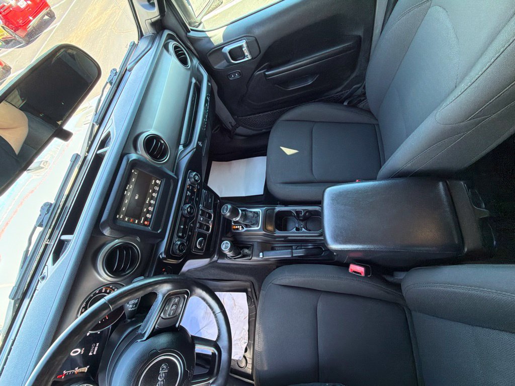 Used 2020 Jeep Wrangler Unlimited Sport AWD/4WD image 26