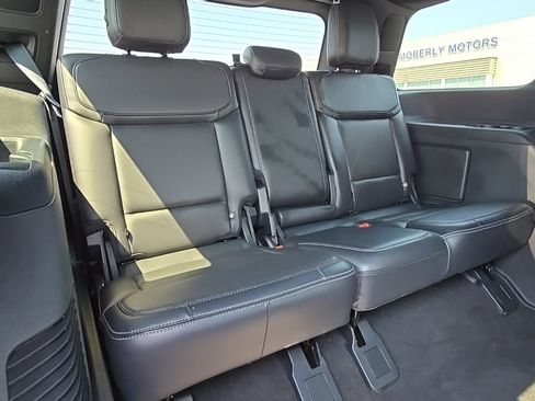 Used 2025 Ford Expedition Platinum w/ Stealth Appearance Package AWD/4WD image 45
