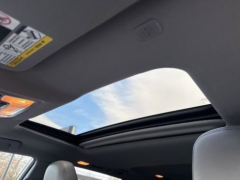 Used 2018 Toyota Highlander XLE image 13