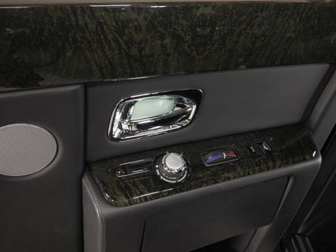 Used 2013 Rolls-Royce Phantom image 72