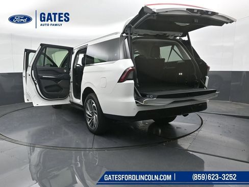 New 2025 Lincoln Navigator L Reserve image 63