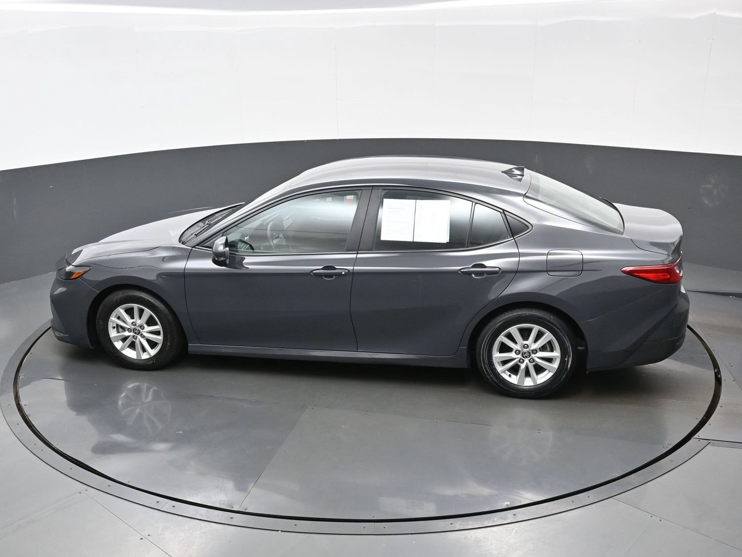 Used 2025 Toyota Camry LE FWD image 37