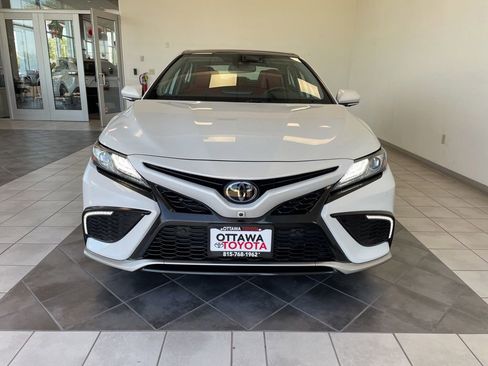Used 2022 Toyota Camry XSE w/ Navigation Package AWD/4WD image 4