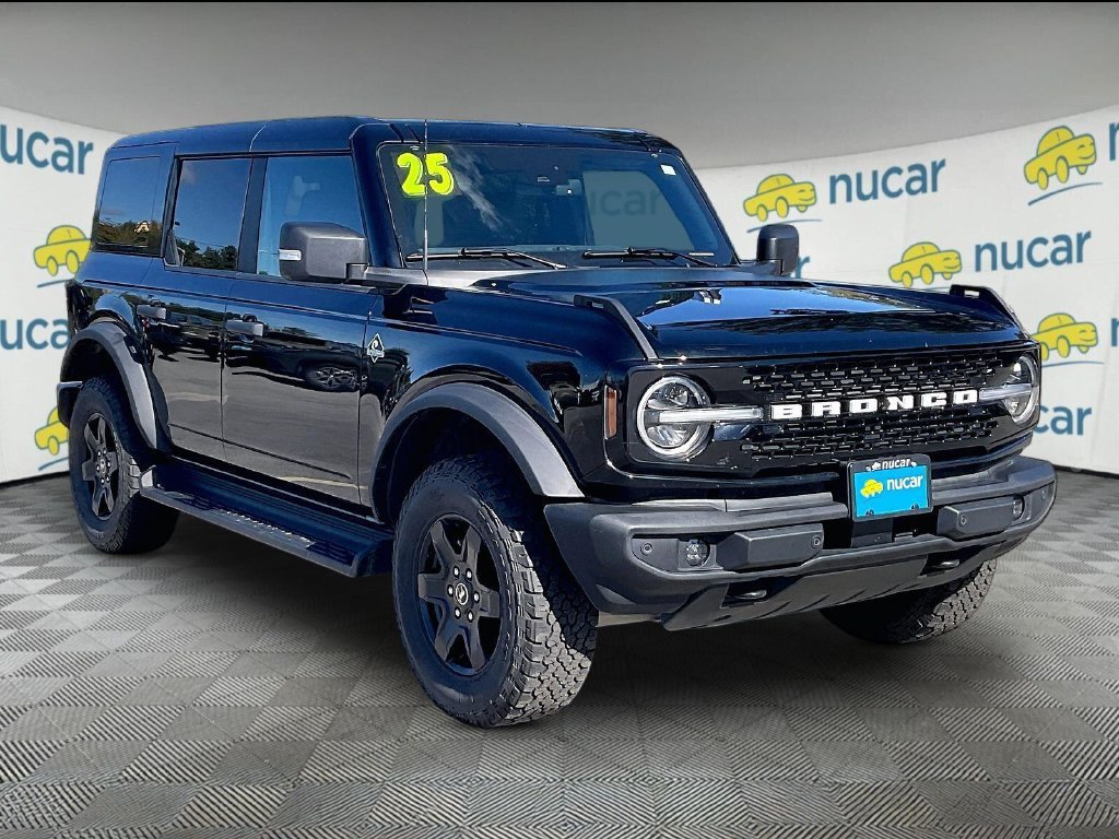 Used 2025 Ford Bronco Outer Banks AWD/4WD image 1