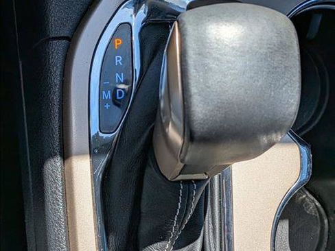 Used 2017 Jeep Grand Cherokee Limited w/ Luxury Group II image 12