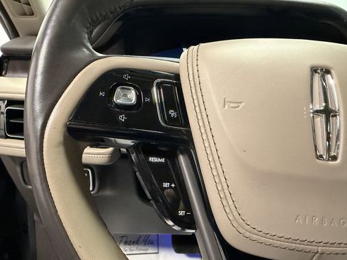 Used 2021 Lincoln Aviator Reserve w/ Equipment Group 202A image 16