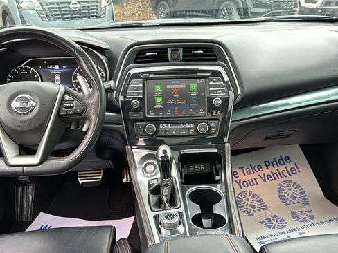 Used 2019 Nissan Maxima SR w/ Premium Package FWD image 5