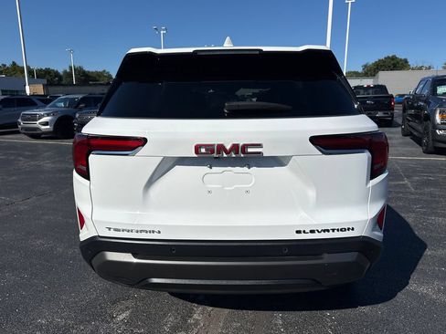 Used 2026 GMC Terrain Elevation FWD image 8