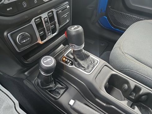 Used 2024 Jeep Wrangler Sahara w/ Technology Group image 62