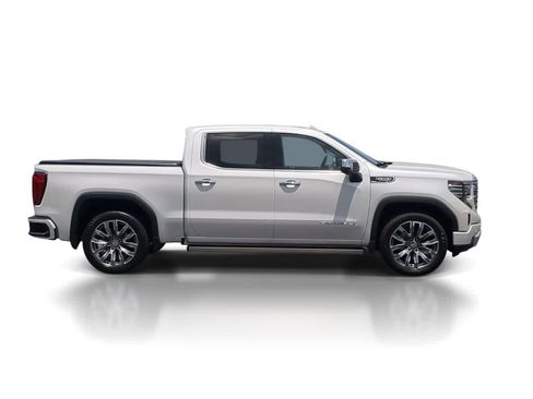 Used 2023 GMC Sierra 1500 Denali w/ Denali Reserve Package AWD/4WD image 9