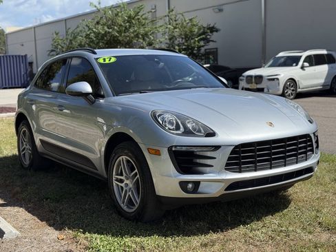 Used 2017 Porsche Macan AWD/4WD image 9