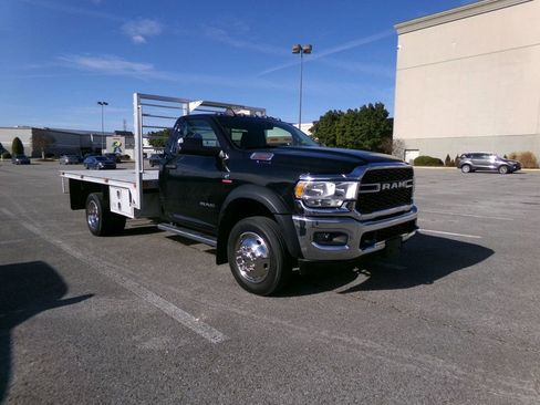 Used 2019 RAM 5500 Tradesman image 4