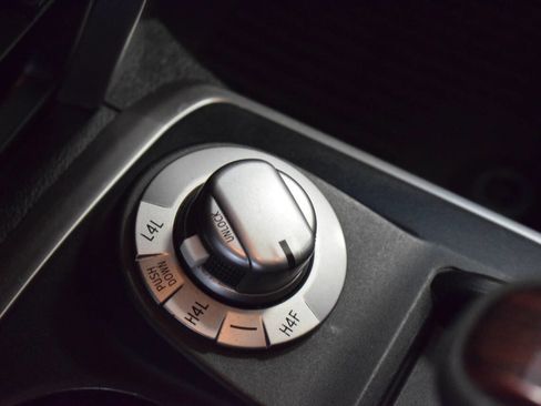 Used 2019 Toyota 4Runner 4WD image 96