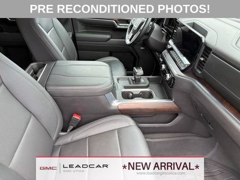 Used 2024 GMC Sierra 1500 SLT w/ SLT Premium Plus Package AWD/4WD image 12