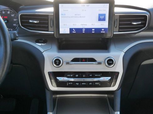 Certified 2023 Ford Explorer XLT w/ Equipment Group 202A image 17