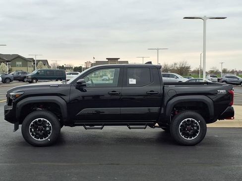 New 2025 Toyota Tacoma TRD Off-Road w/ TRD Off Road Upgrade Package AWD/4WD image 2