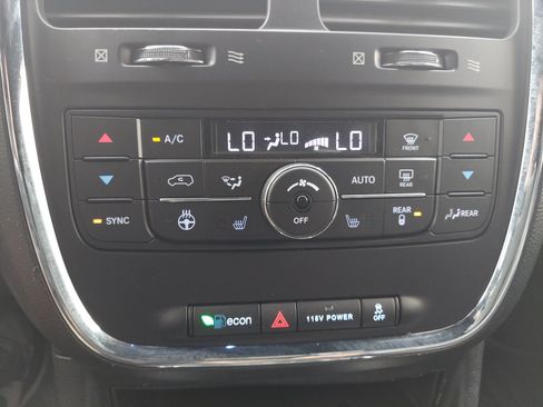 Used 2019 Dodge Grand Caravan GT FWD image 17
