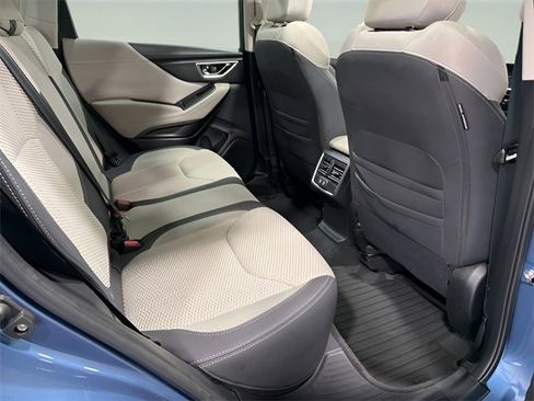 Used 2023 Subaru Forester Premium image 34