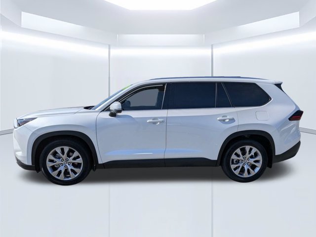 Used 2025 Toyota Grand Highlander FWD image 7