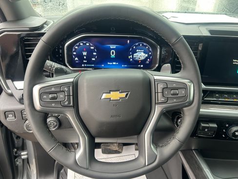 New 2026 Chevrolet Silverado 1500 LTZ w/ LTZ Premium Package image 18