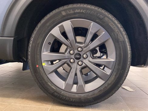 New 2026 Ford Explorer Active w/ Active Comfort Package image 49