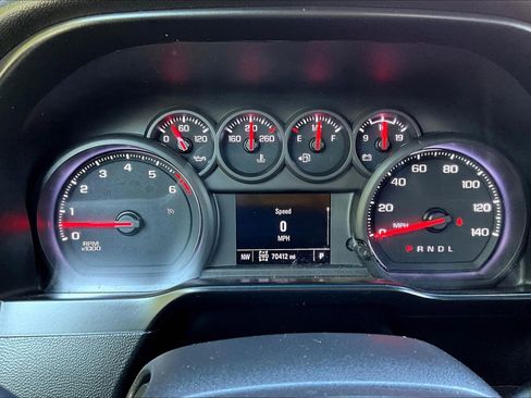 Used 2021 Chevrolet Silverado 1500 Custom Trail Boss AWD/4WD image 9