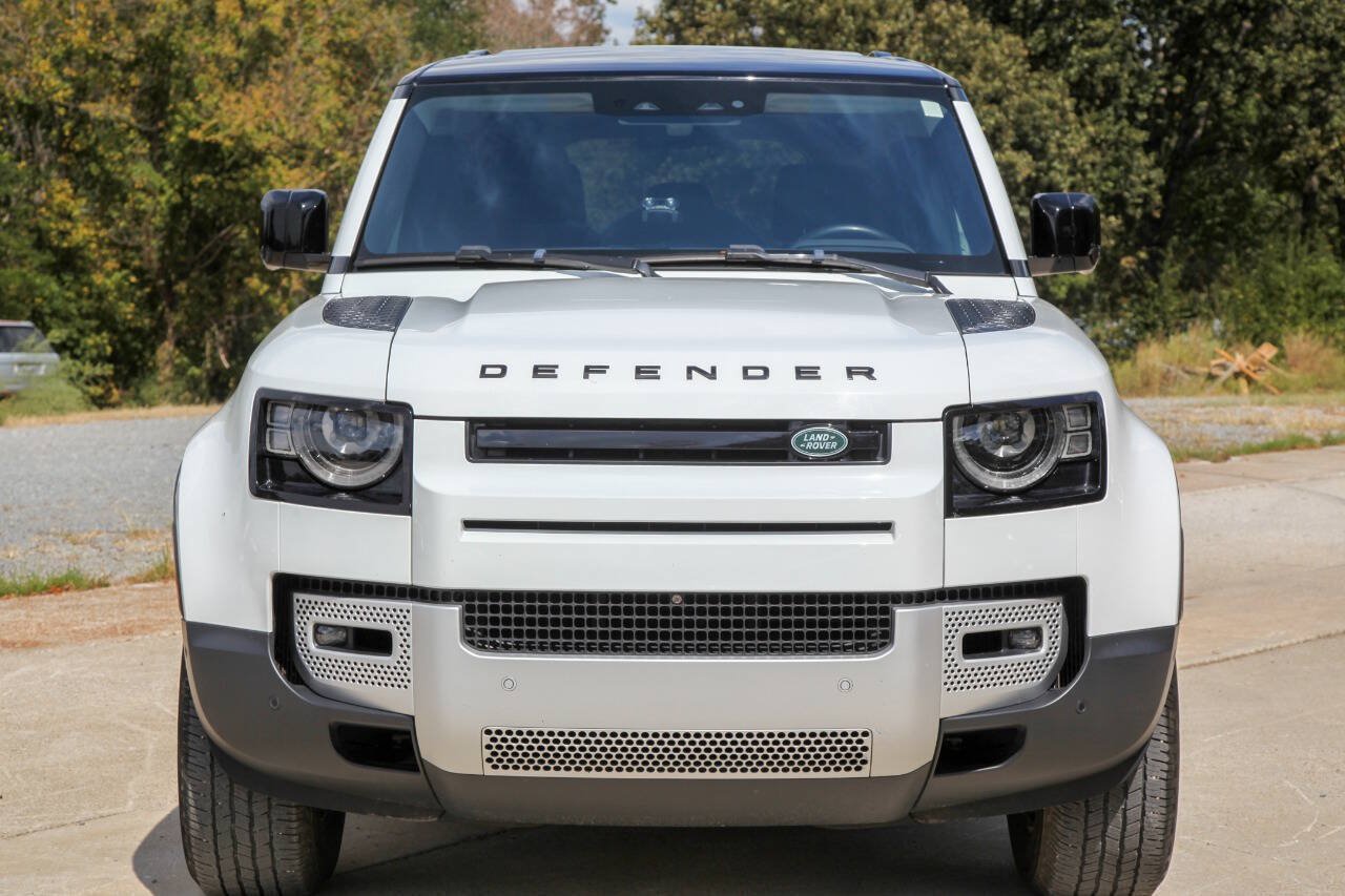 Used 2020 Land Rover Defender 110 SE AWD/4WD image 3