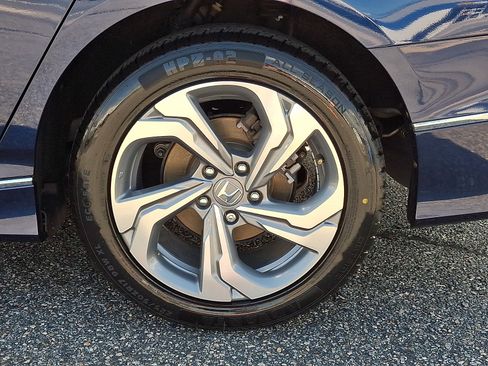 Used 2020 Honda Accord EX image 8