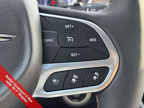 New 2026 Chrysler Pacifica Pinnacle w/ Trailer Tow Group image 28