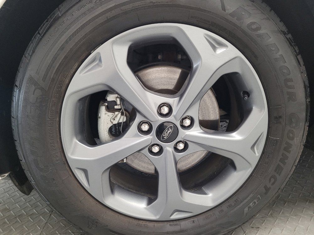 Used 2023 Ford Escape ST-Line w/ Equipment Group 301A FWD image 31